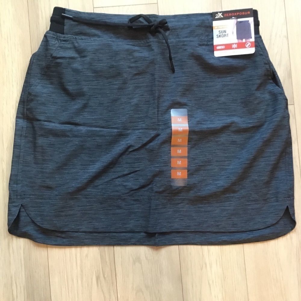 NWT Zeroxposur Sun Skort. Black Sz M, S